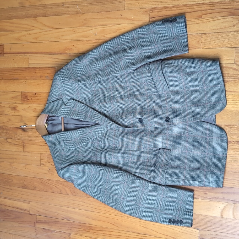 Brooks Brothers Gray Sport Coat with Notched Lapel
